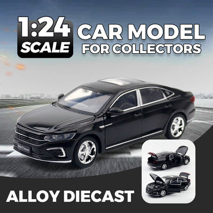 1/24 Scale Alloy Diecast Car Model for Collectors